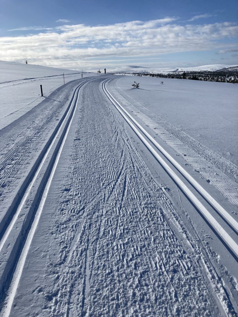 SAARISELKÄ KUTSUU HIIHTOVIIKOLLE 15           6. – 13.4.2024